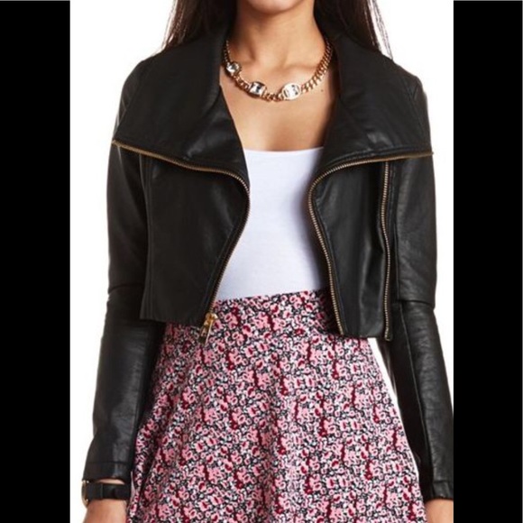 Charlotte Russe Jackets & Blazers - Charlotte Russe Faux Leather Cropped Jacket
